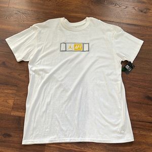 Mens XXL white Air Jordan Shirt